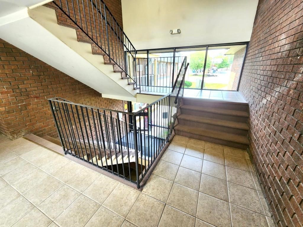 688 Boston Post Road East, Unit 303 Marlborough, MA 01752 - Photo 5 of 20 Gallery Image 5
