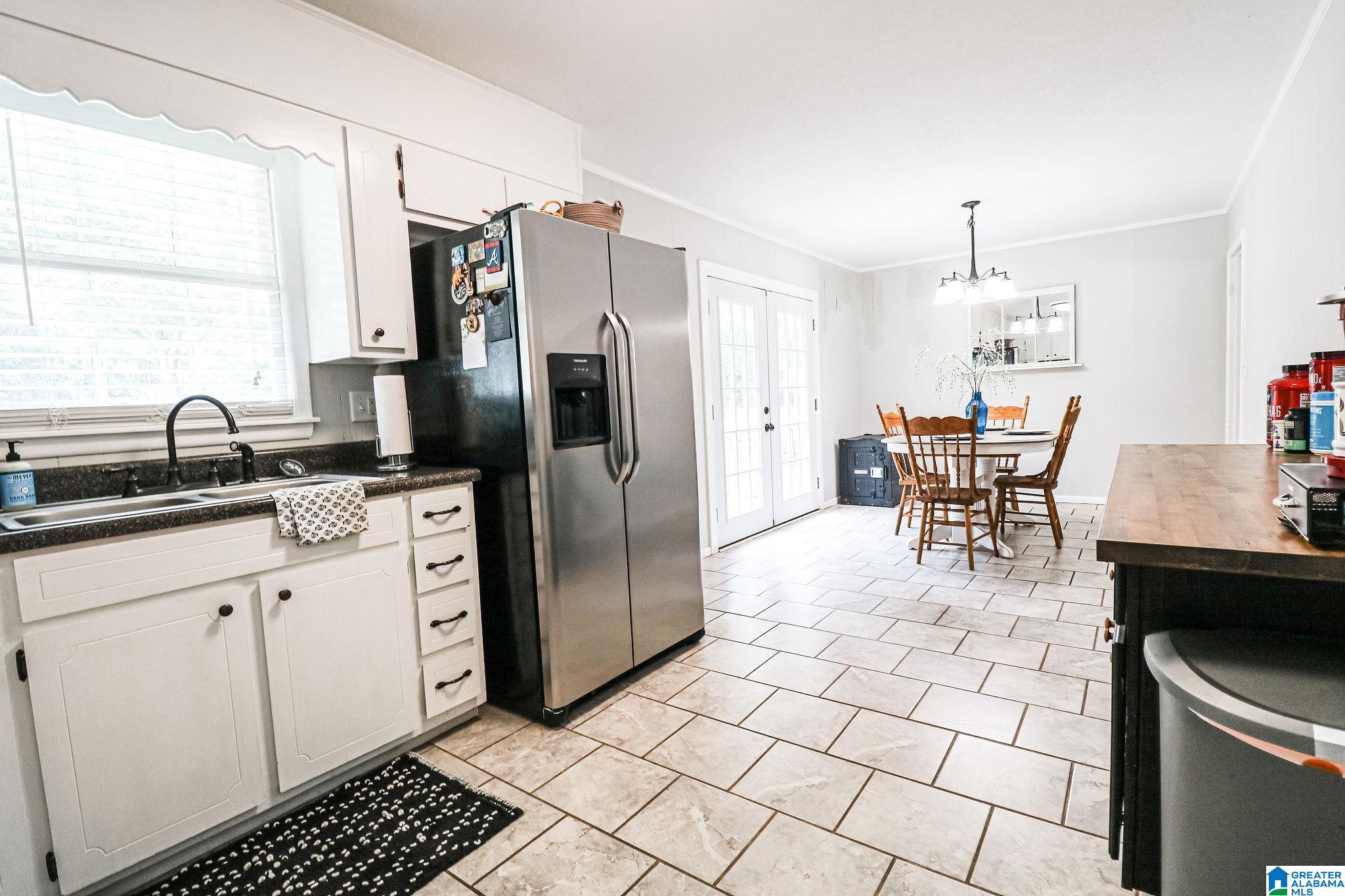 1509 Greenmeadow Road Anniston, AL 36207 - Photo 13 of 43