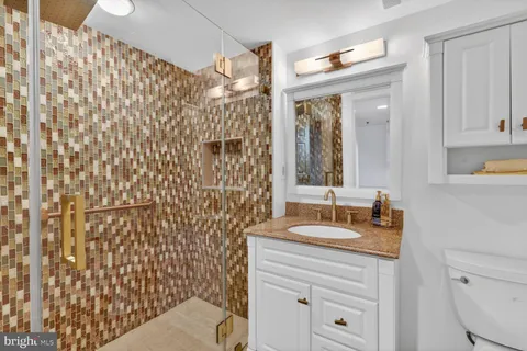 $450,000 | 900 North Taylor Street, Unit 1612, Arlington, VA 22203