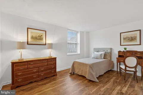 $450,000 | 900 North Taylor Street, Unit 1612, Arlington, VA 22203