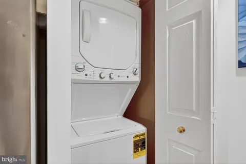 $450,000 | 900 North Taylor Street, Unit 1612, Arlington, VA 22203