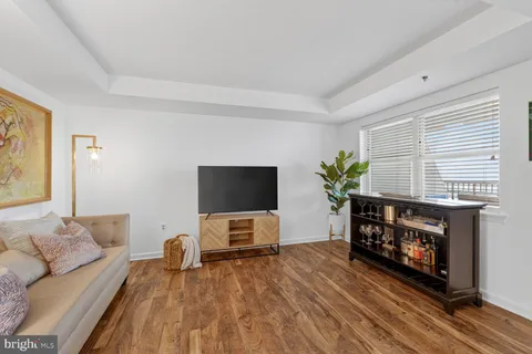 $450,000 | 900 North Taylor Street, Unit 1612, Arlington, VA 22203