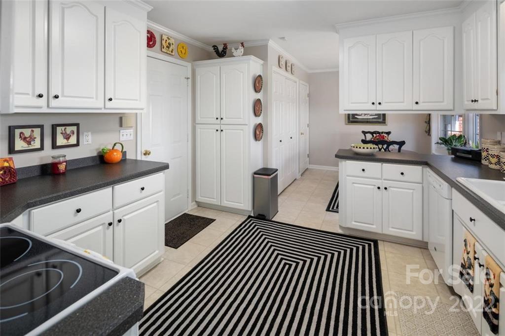 1618 B Union Road Gastonia, NC 28054 - Photo 10 of 33 Gallery Image 10