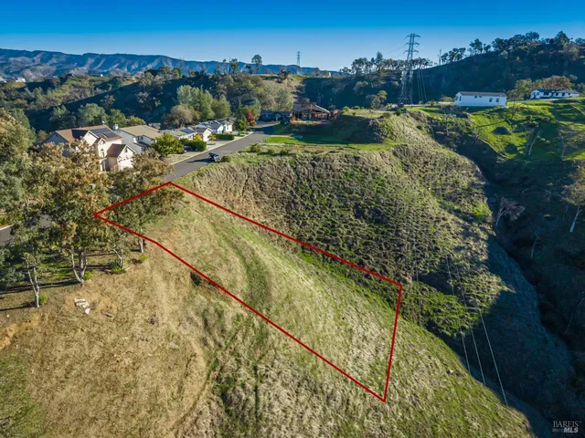 $220,000 | 135 Poppy Lane, Napa, CA 94558