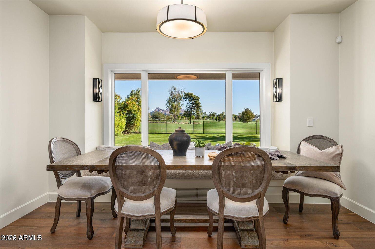 34 Biltmore Estates Drive Phoenix, AZ 85016 - Photo 16 of 60 Casual Dining