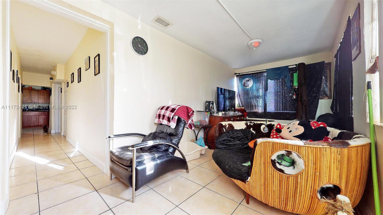 1237 Northwest 33rd Avenue Miami, FL 33125 - Photo 17 of 46