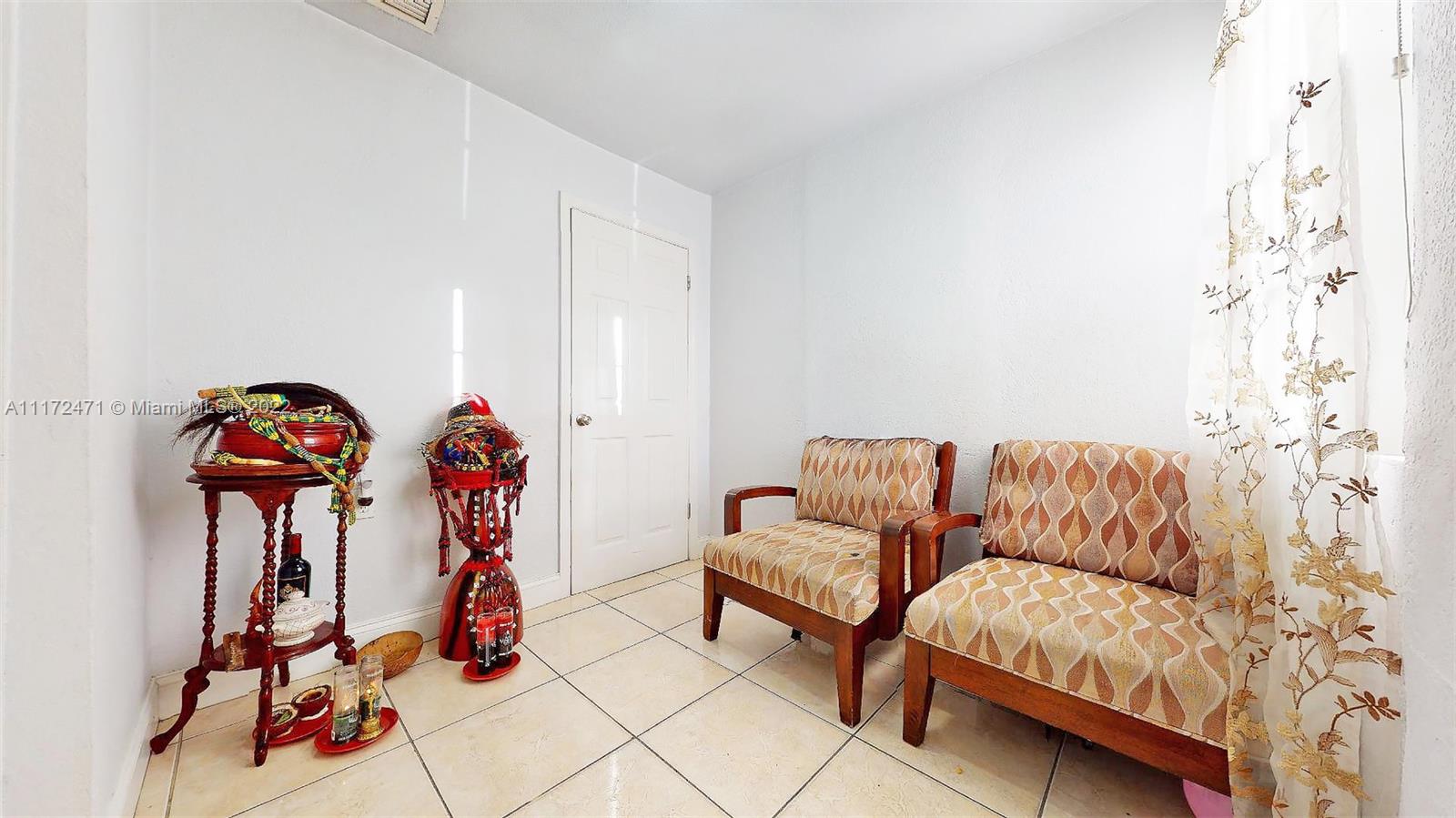 1237 Northwest 33rd Avenue Miami, FL 33125 - Photo 3 of 46