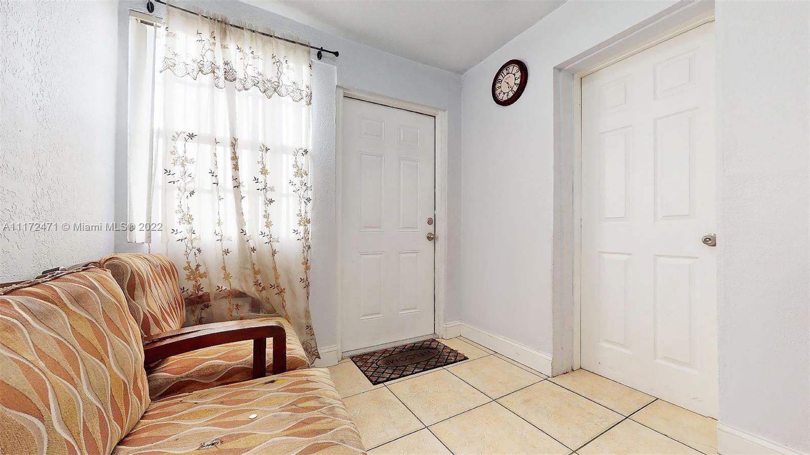 1237 Northwest 33rd Avenue Miami, FL 33125 - Photo 4 of 46