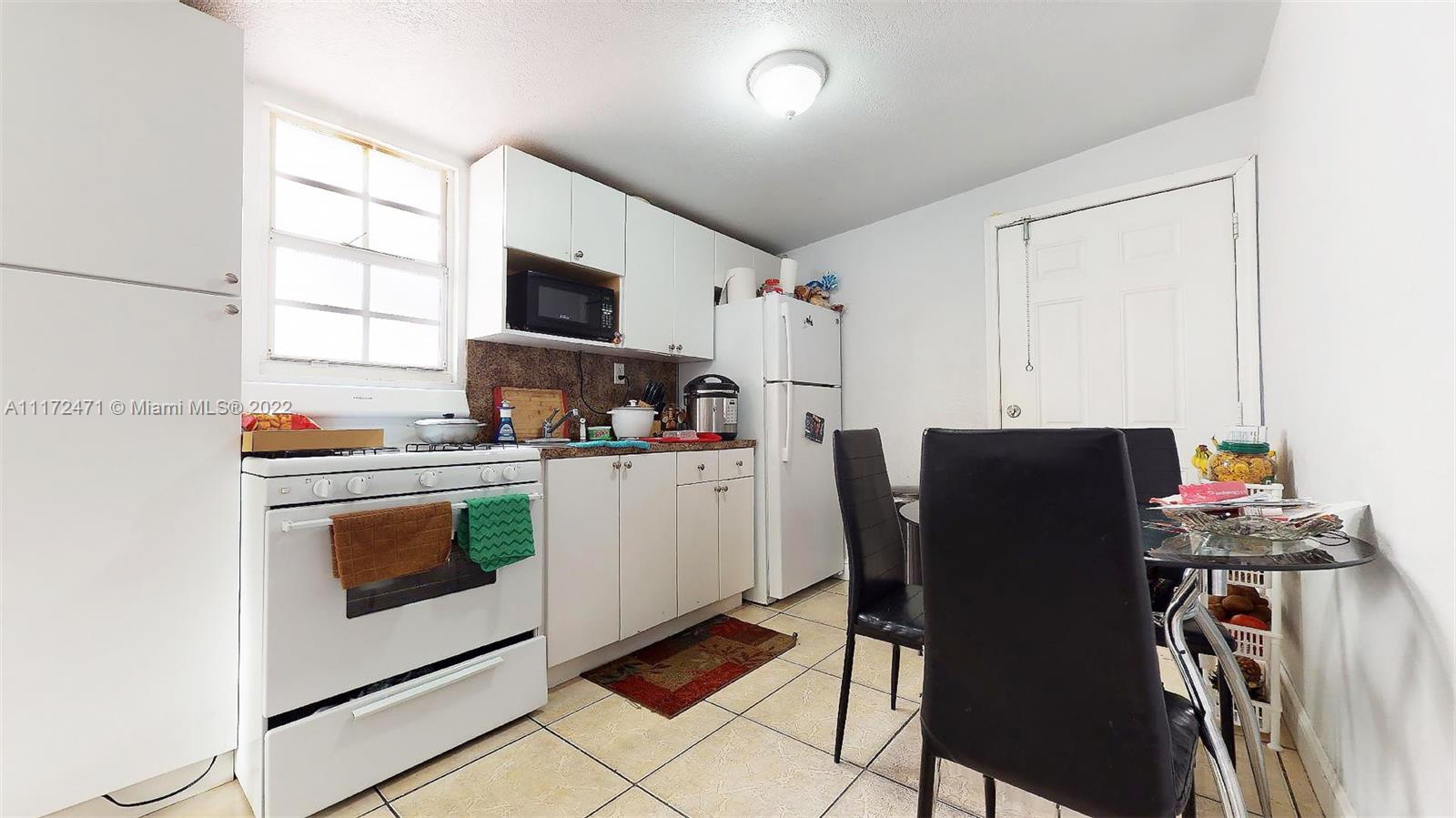 1237 Northwest 33rd Avenue Miami, FL 33125 - Photo 10 of 46