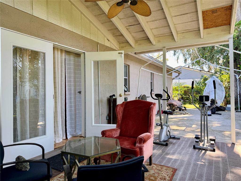 2908 Forest Circle Seffner, FL 33584 - Photo 37 of 46 a room with furniture and a window