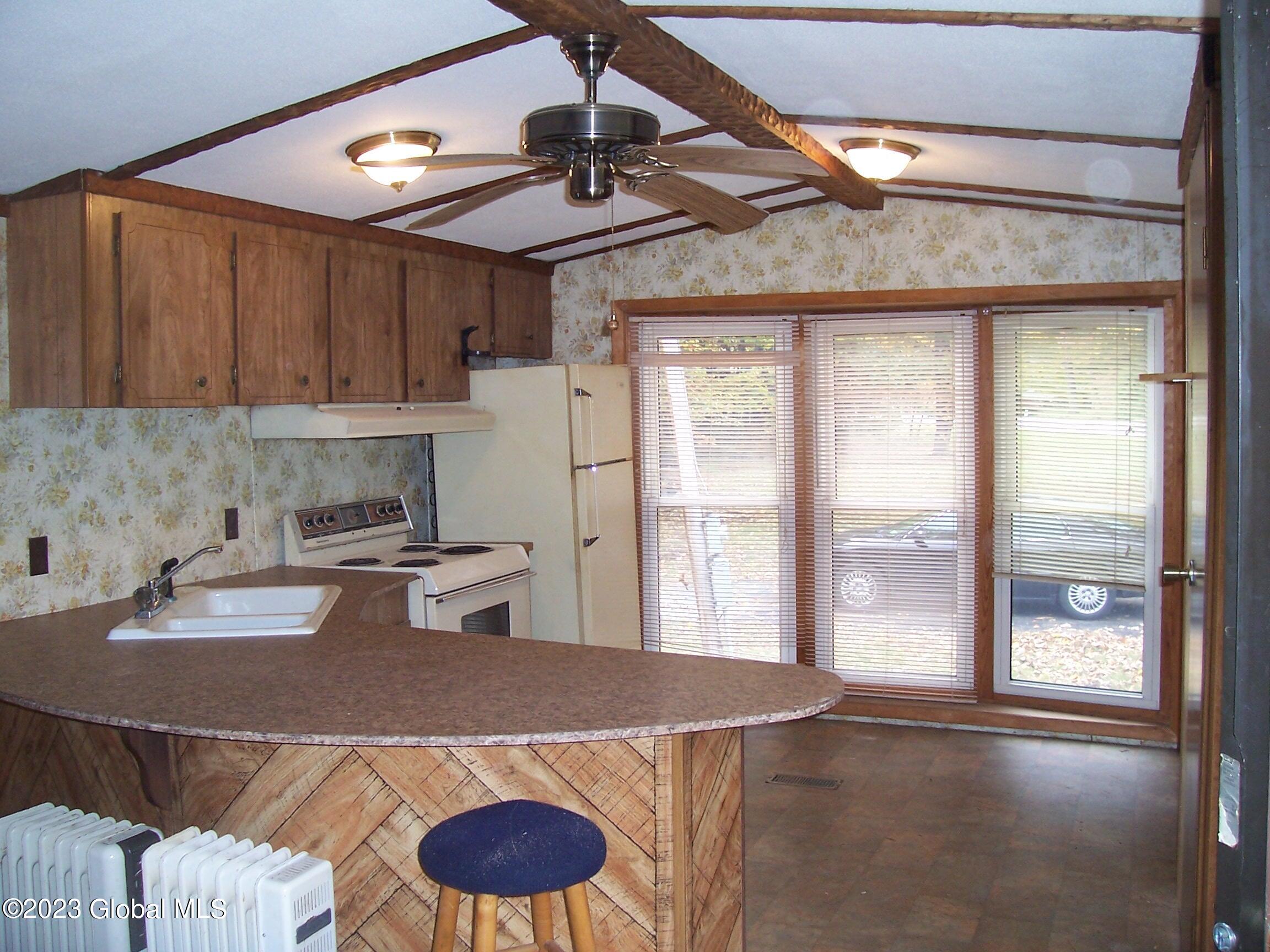 430 Daniels Road Wilton, NY 12866 - Photo 3 of 5 Kitchen