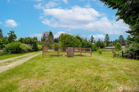 $850,000 | 20221 Church Lake Road East, Bonney Lake, WA 98391