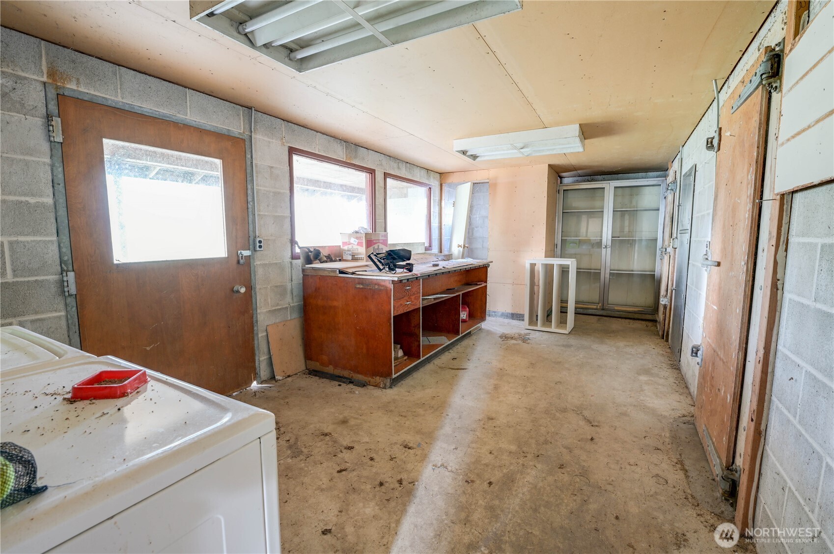 20221 Church Lake Road East Bonney Lake, WA 98391 - Photo 34 of 37 a room with storage and utility