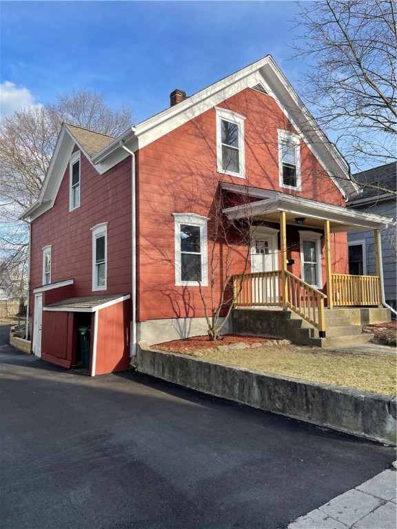 133 Bennett Street Woonsocket, RI 02895 - Photo 2 of 17