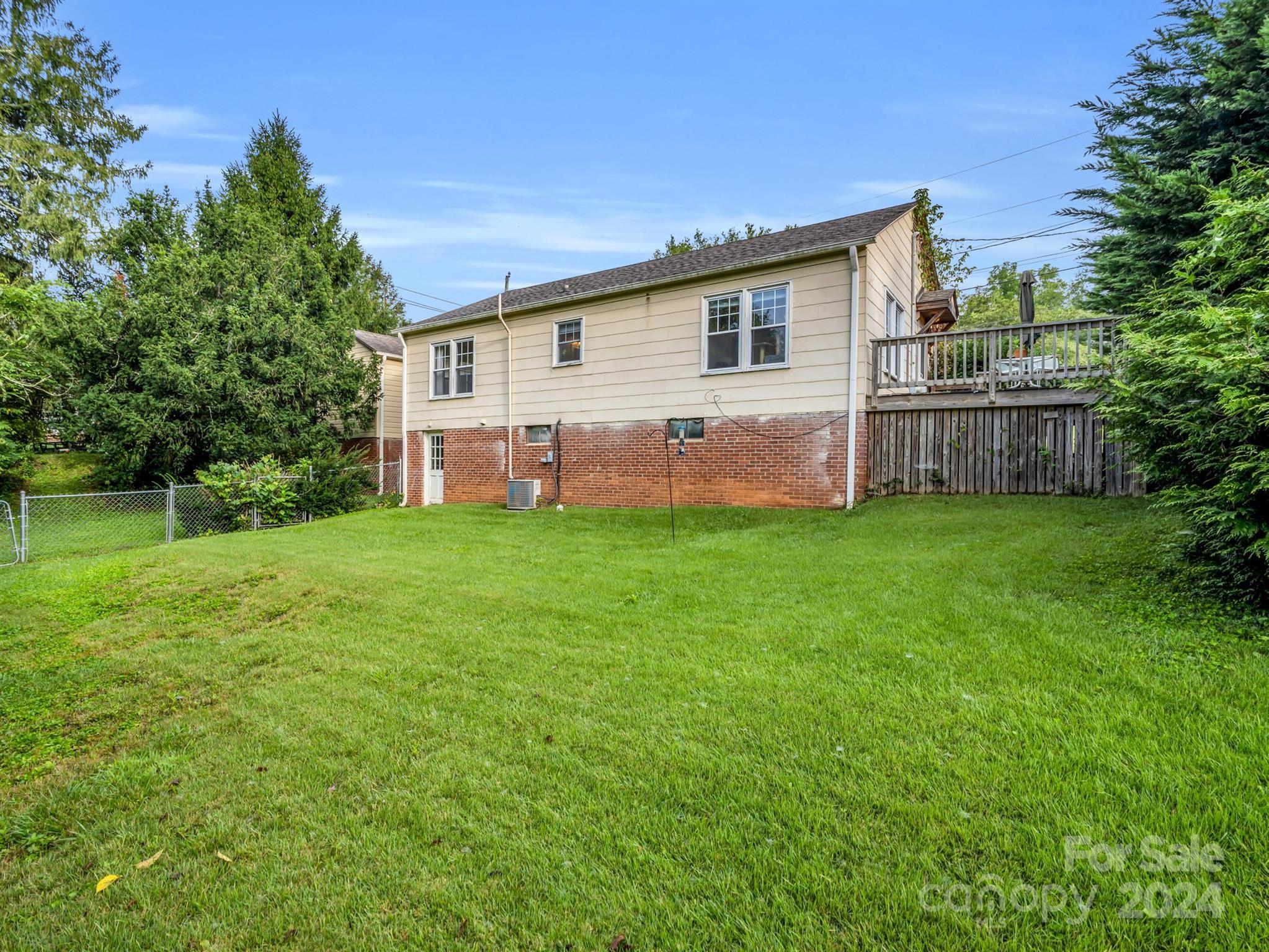 14 Monroe Street Brevard, NC 28712 - Photo 7 of 27