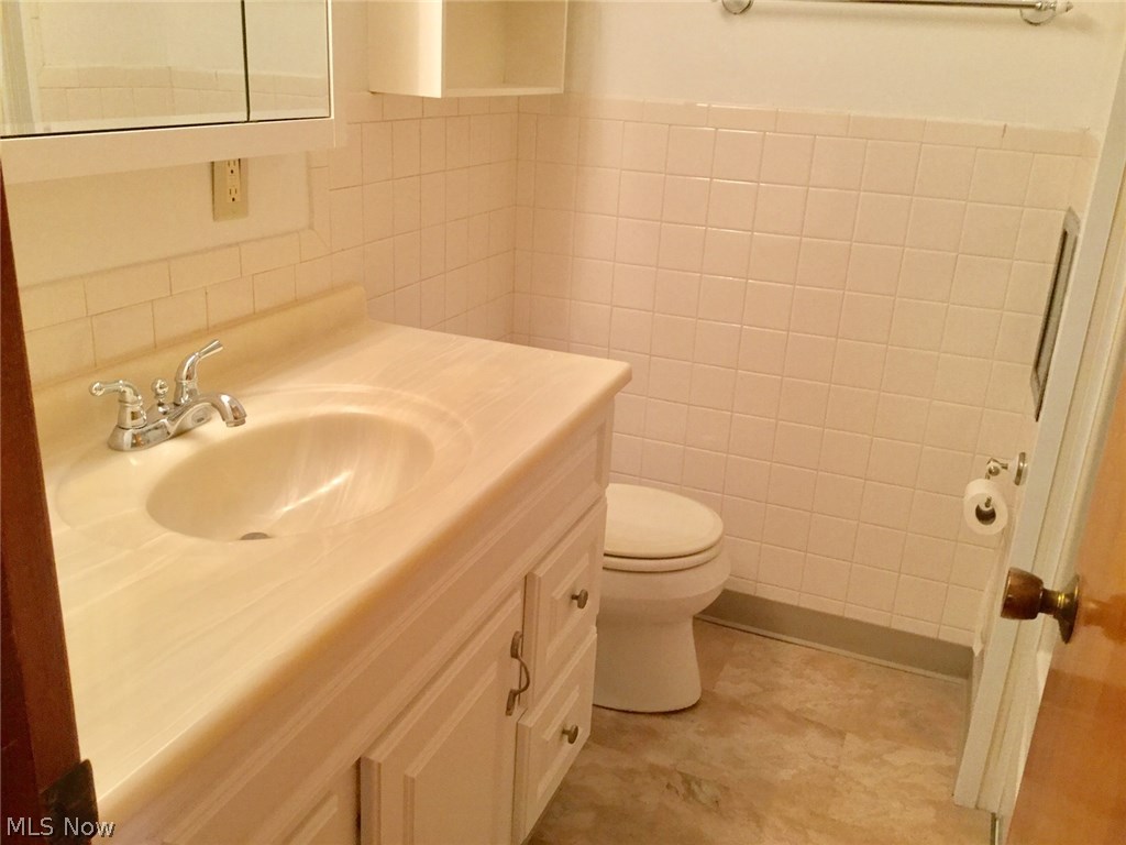 4636 Venus Road Uniontown, OH 44685 - Photo 12 of 18 Gallery Image 12