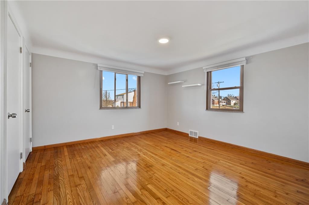 1430 James Street Monroeville, PA 15146 - Photo 17 of 36 a view of empty room with wooden floor