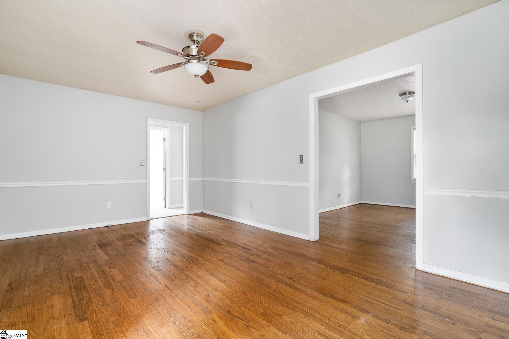 300 Watkins Road Greenville, SC 29617 - Photo 5 of 28 Gallery Image 5