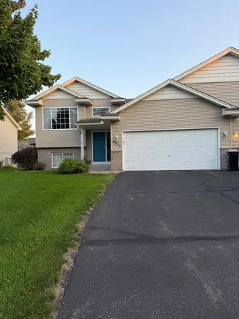 $2,500 | 2824 235th Avenue Northwest, St. Francis, MN 55070