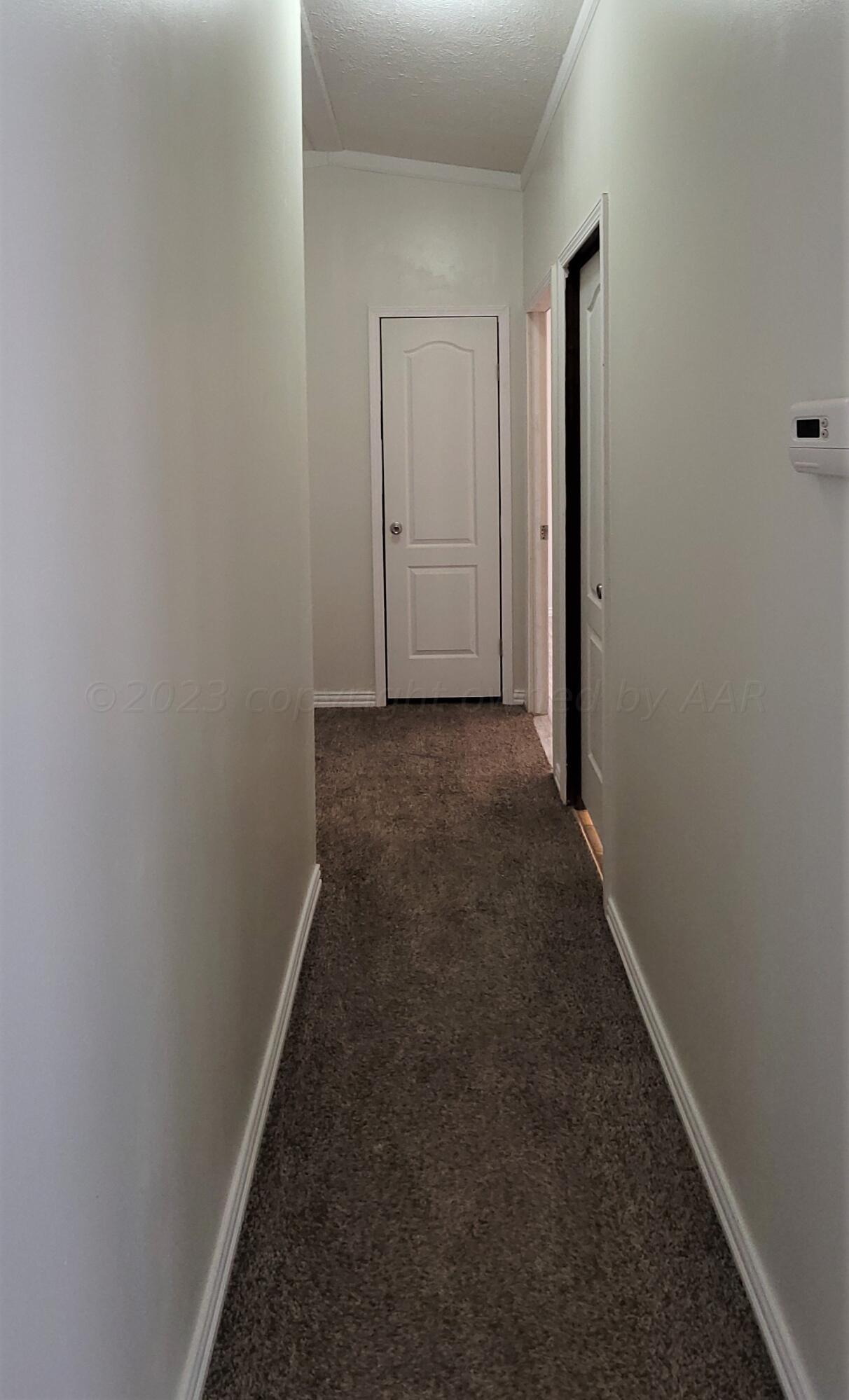 6707 Mark Road Amarillo, TX 79118 - Photo 20 of 28 Hall