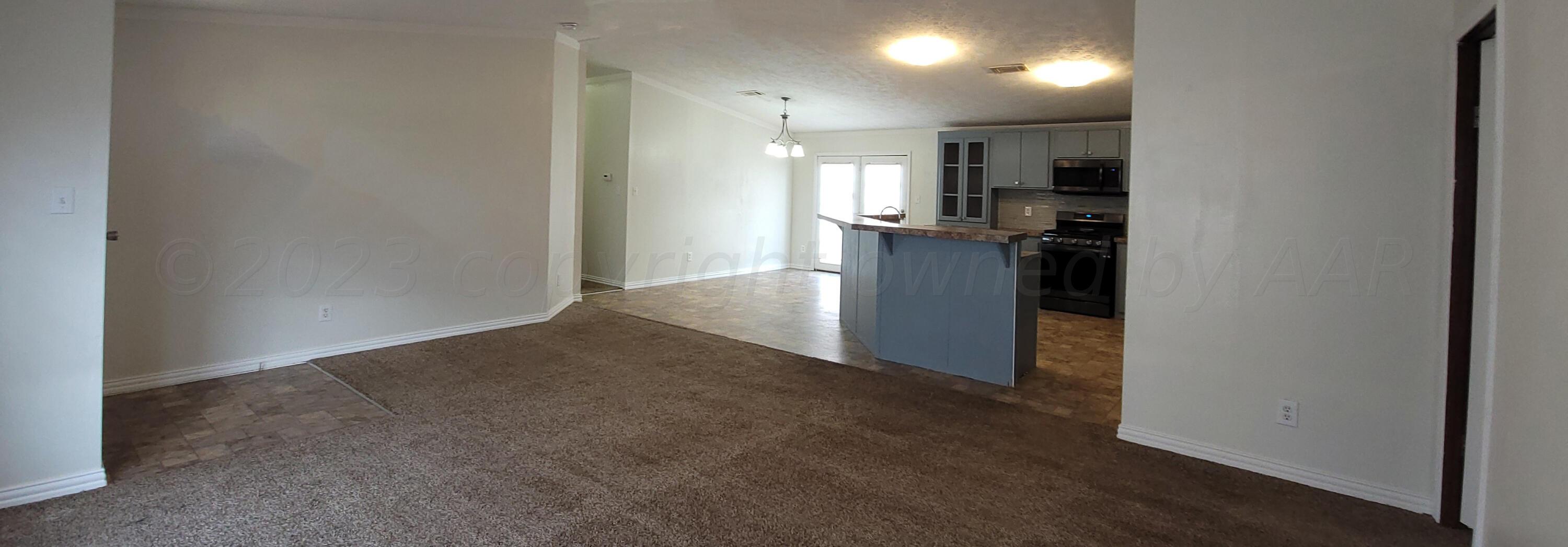 6707 Mark Road Amarillo, TX 79118 - Photo 8 of 28 LivingRoom (1)