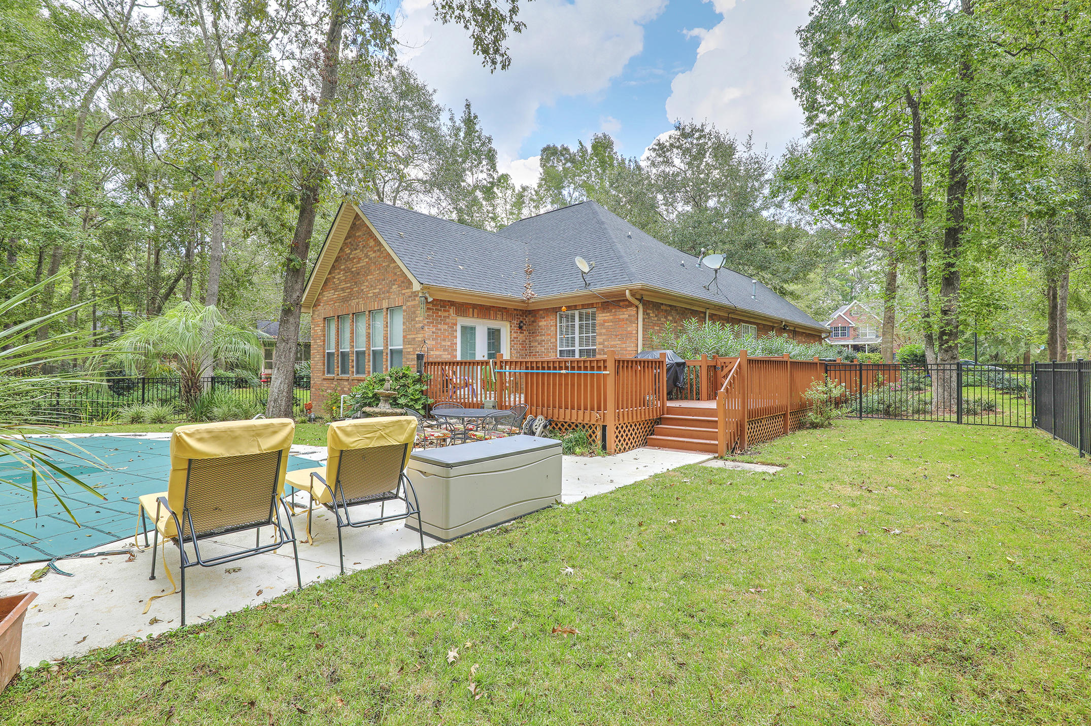 238 Scalybark Road Summerville, SC 29485 - Photo 35 of 36 238 Scalybark pool 3