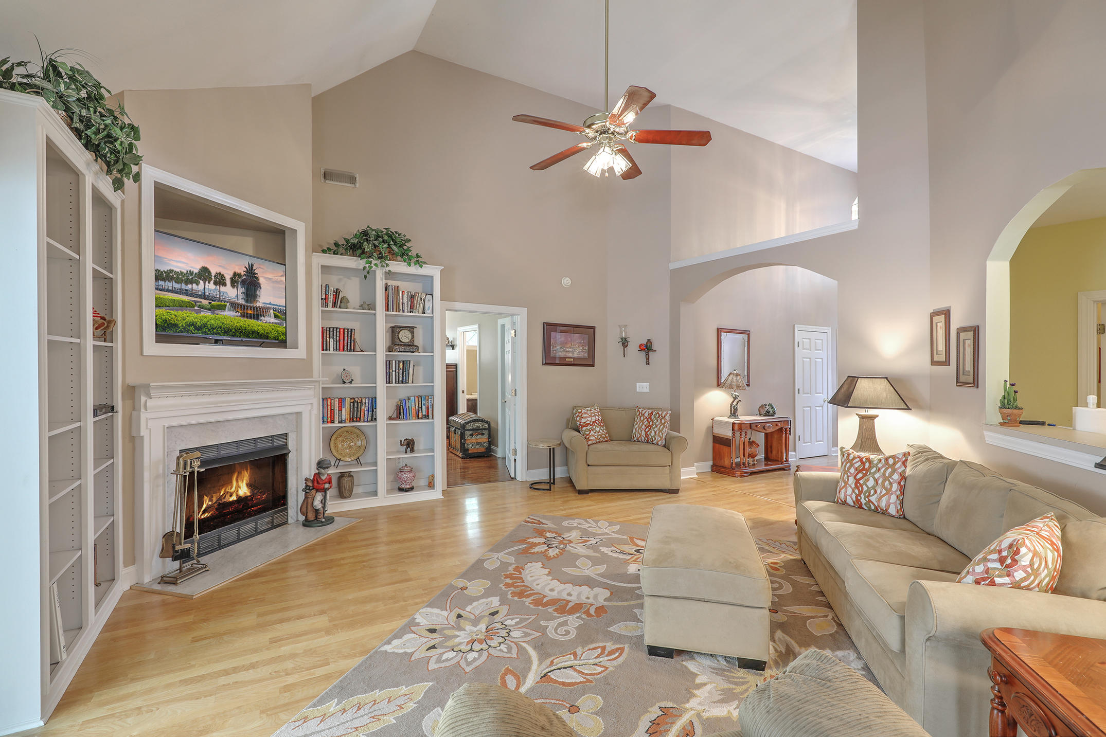 238 Scalybark Road Summerville, SC 29485 - Photo 6 of 36 238 scalybark living 3