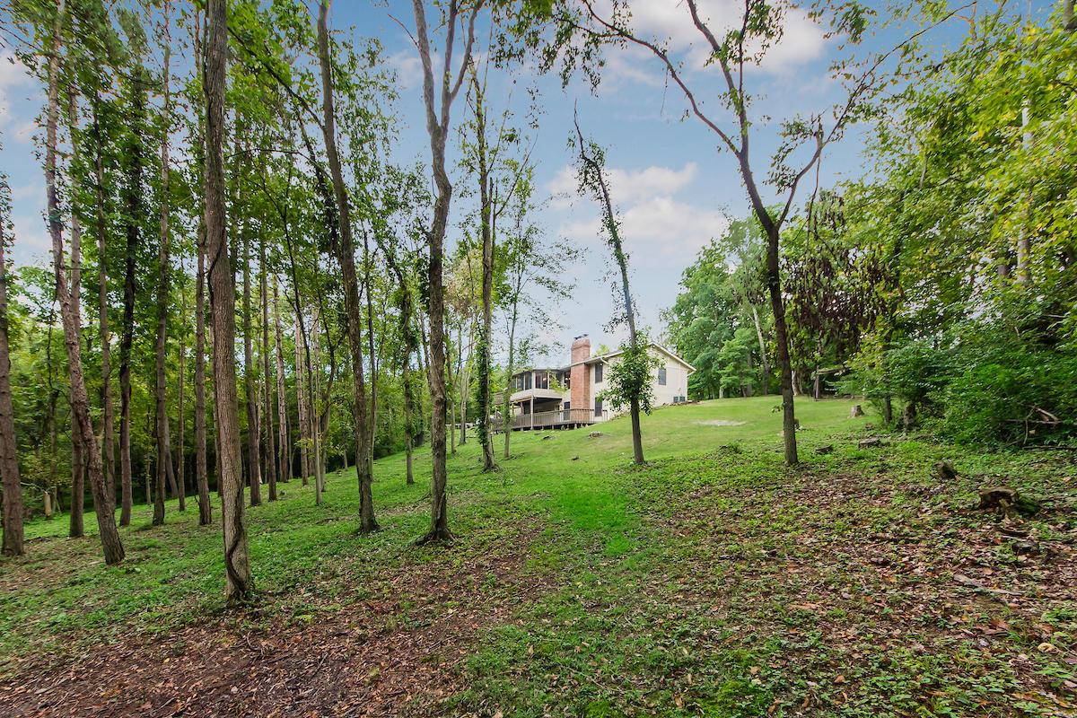 8181 Lewis Center Road Galena, OH 43021 - Photo 37 of 48 Gallery Image 37