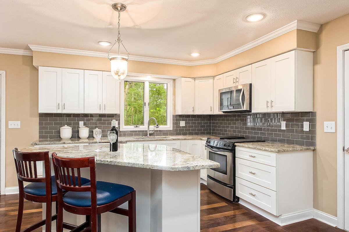 8181 Lewis Center Road Galena, OH 43021 - Photo 5 of 48 Gallery Image 5