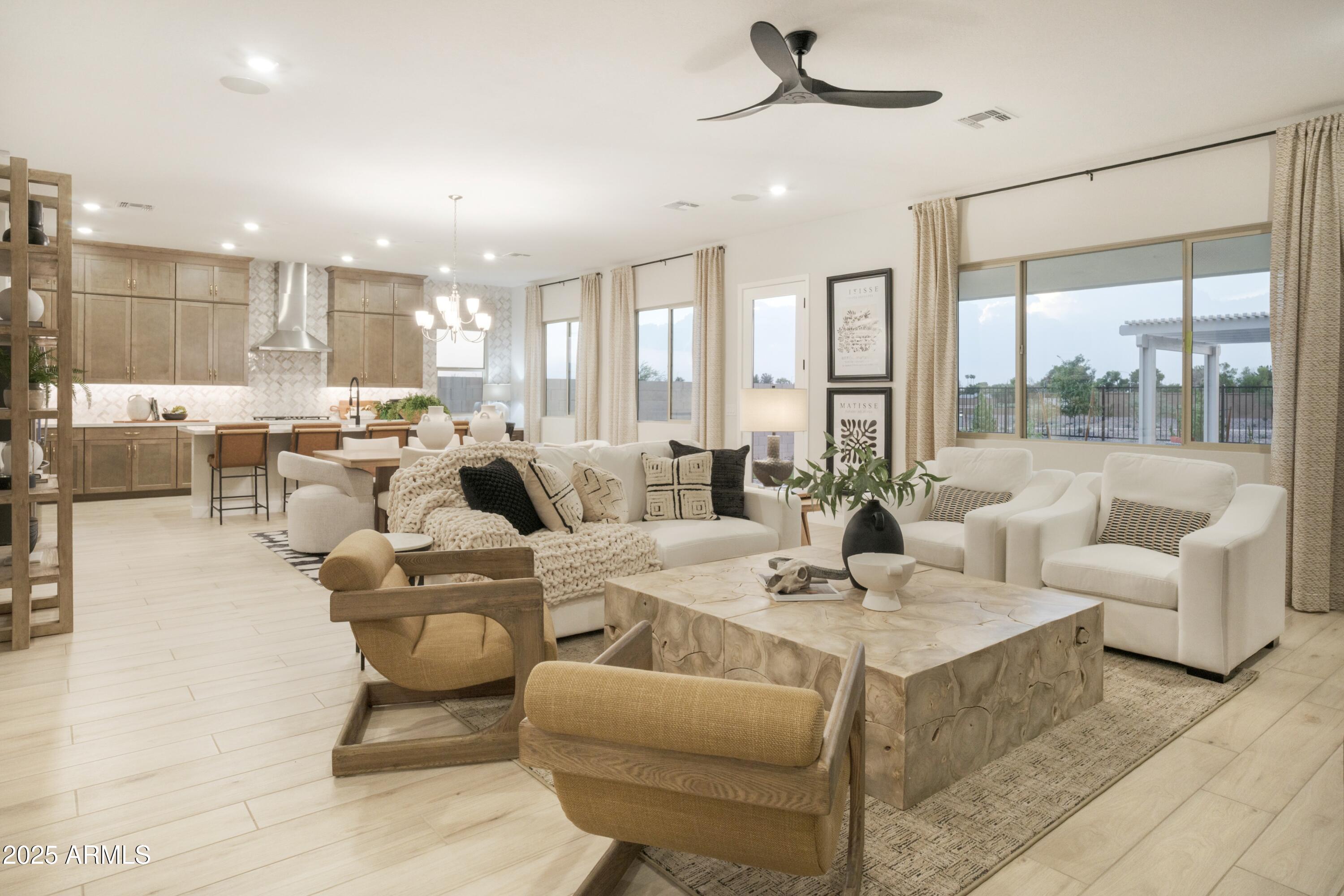 5125 West Coplen Farms Road Laveen, AZ 85339 - Photo 17 of 77 GREAT ROOM