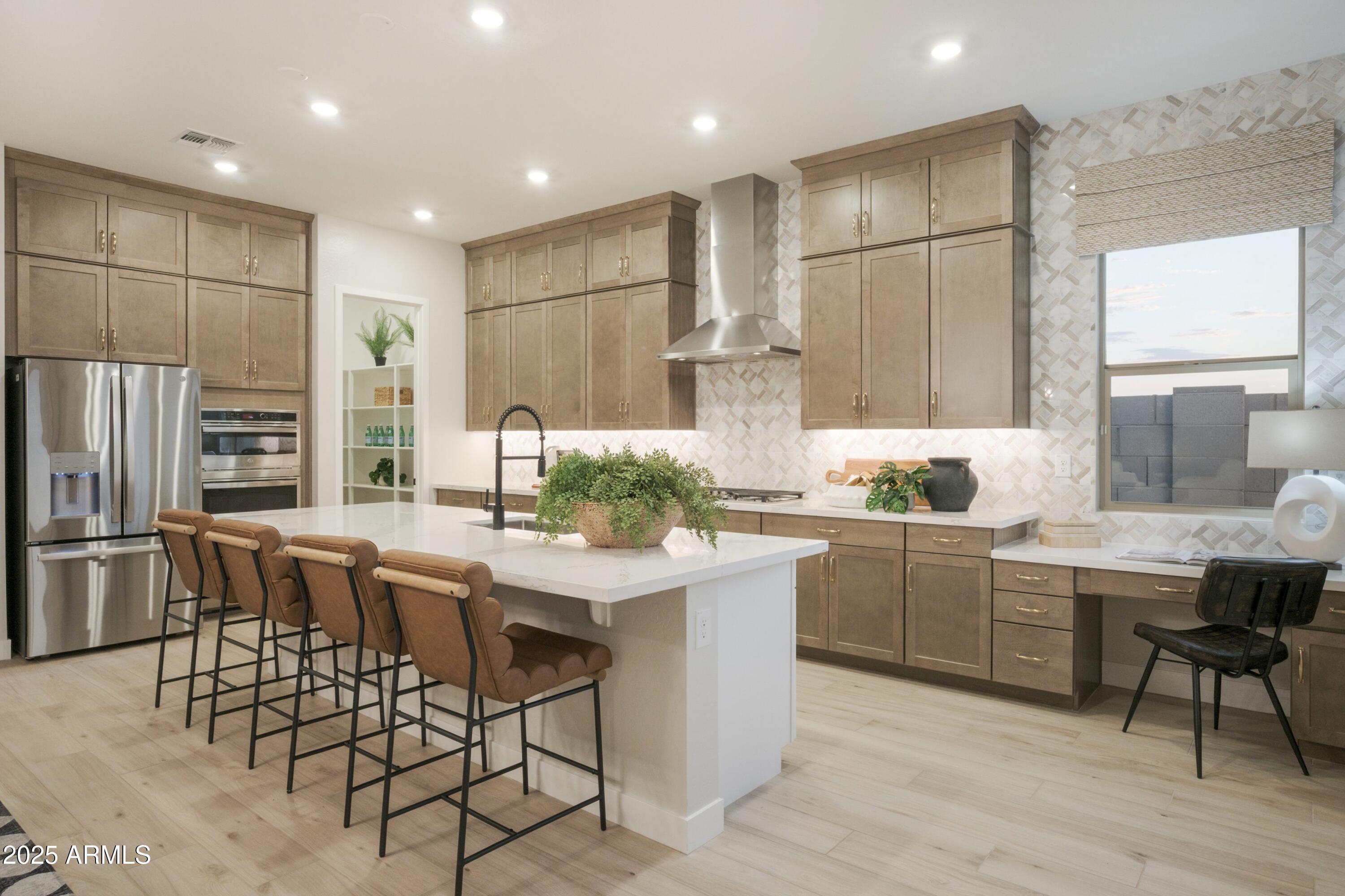 5125 West Coplen Farms Road Laveen, AZ 85339 - Photo 9 of 77 GOURMET KITCHEN