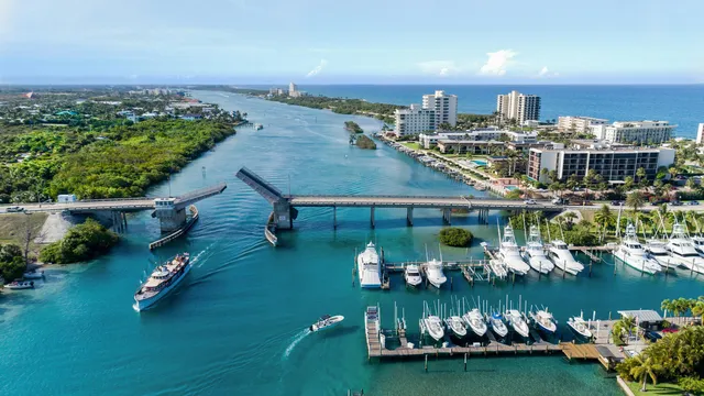 $1,175,000 | 2359 Treasure Isle Drive, Unit 38, Palm Beach Gardens, FL 33410