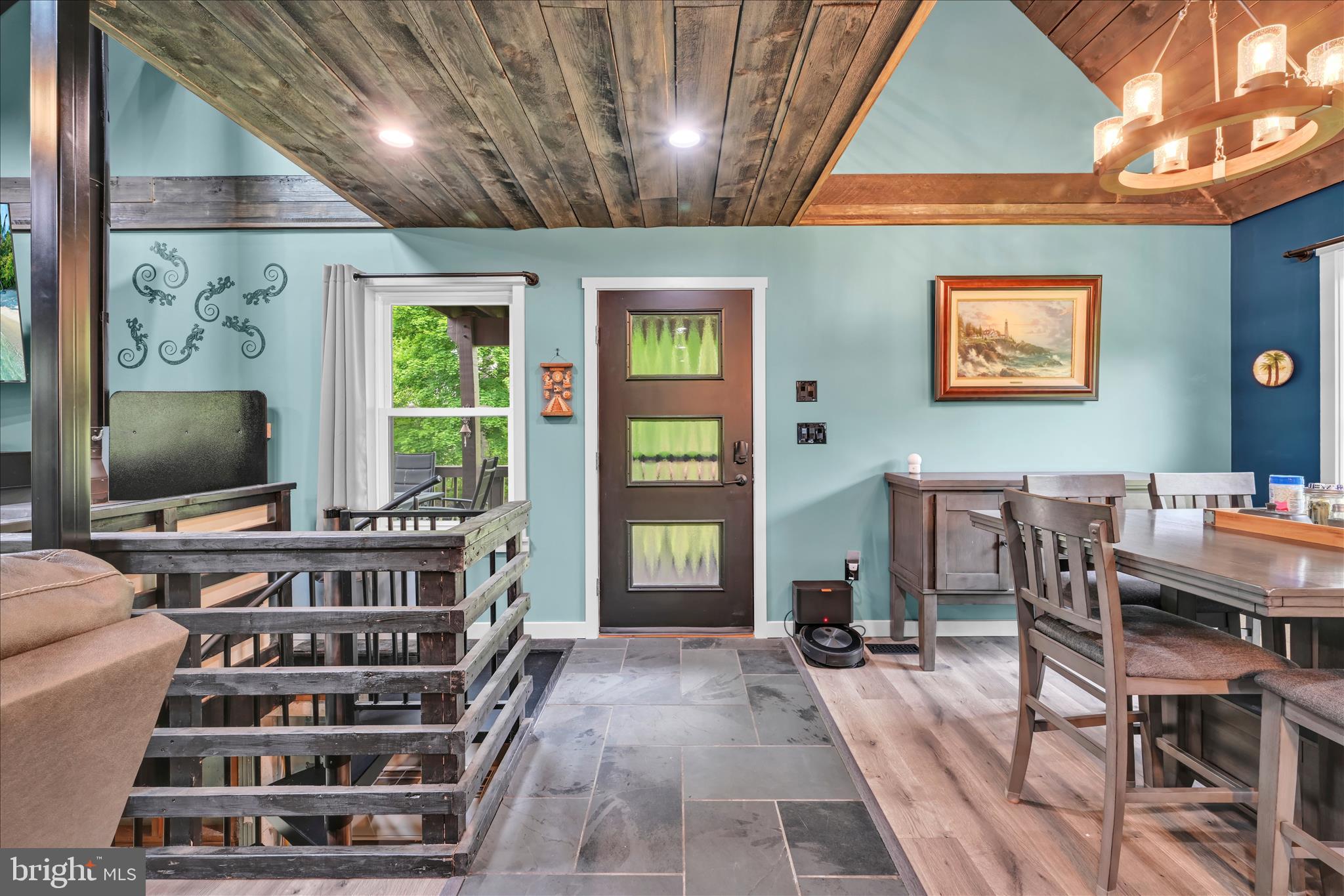 126 Crow Hill Road Barto, PA 19504 - Photo 12 of 60 DIning Area