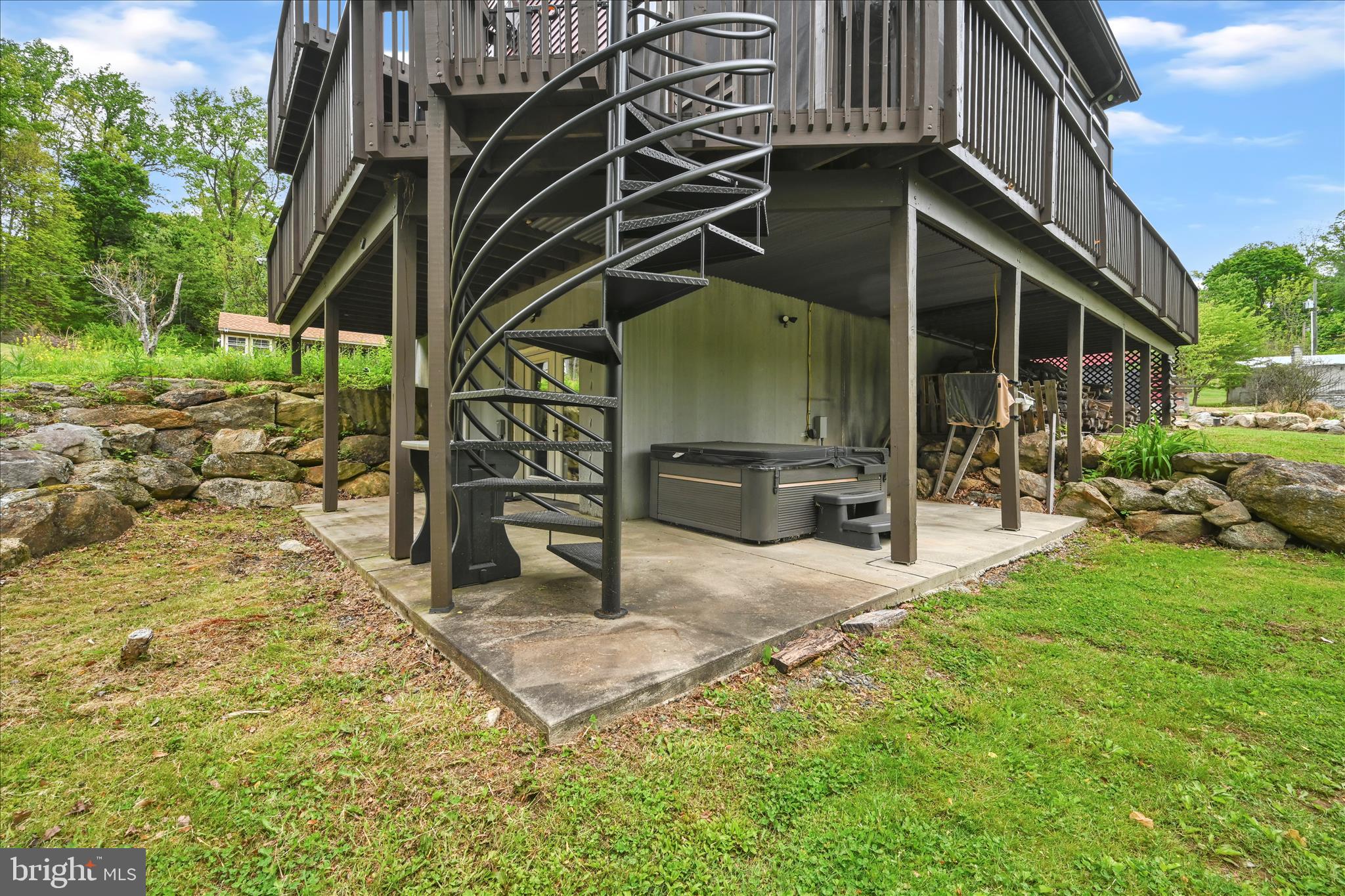 126 Crow Hill Road Barto, PA 19504 - Photo 48 of 60 Exterior Back