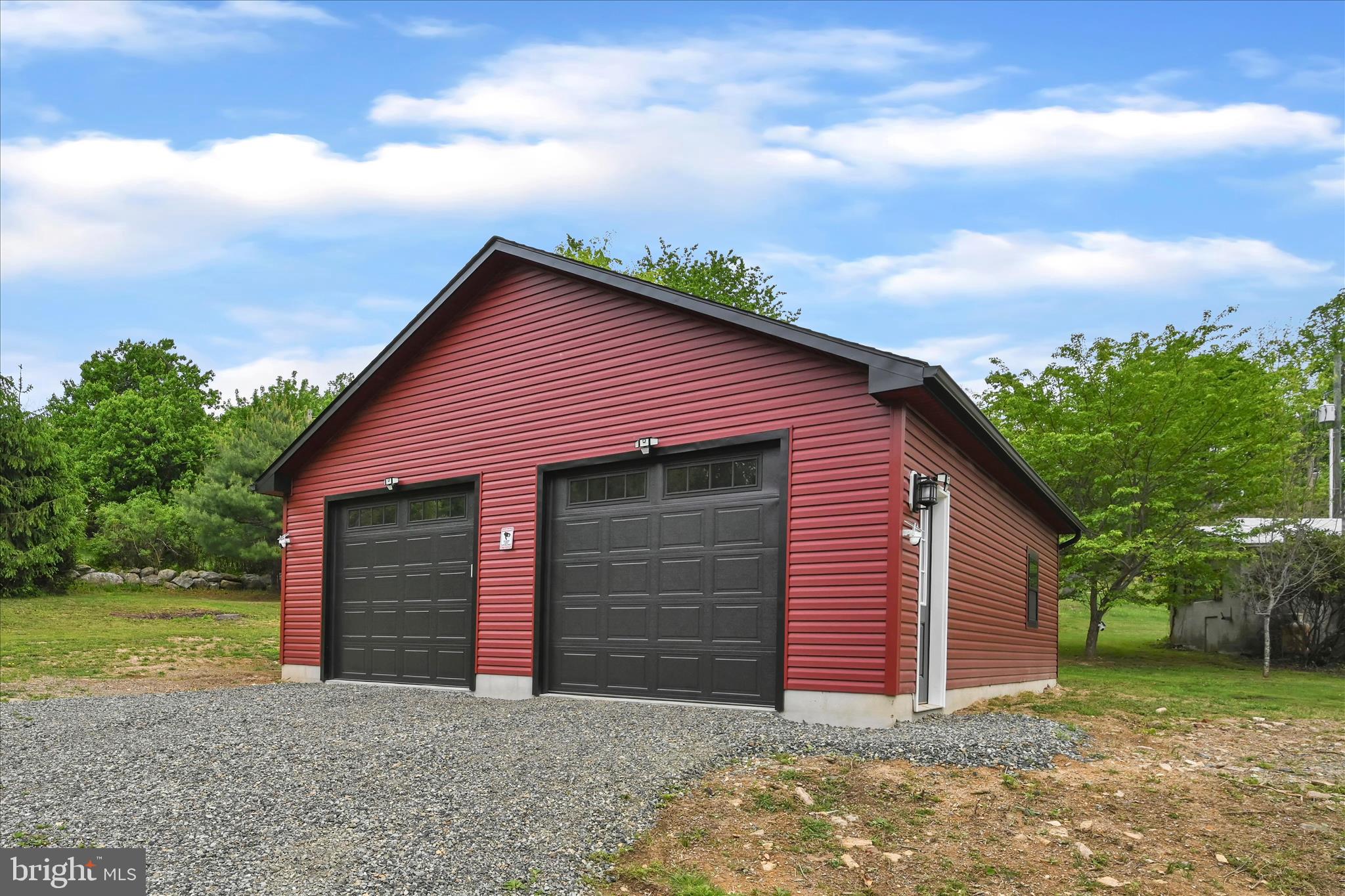 126 Crow Hill Road Barto, PA 19504 - Photo 5 of 60 Garage