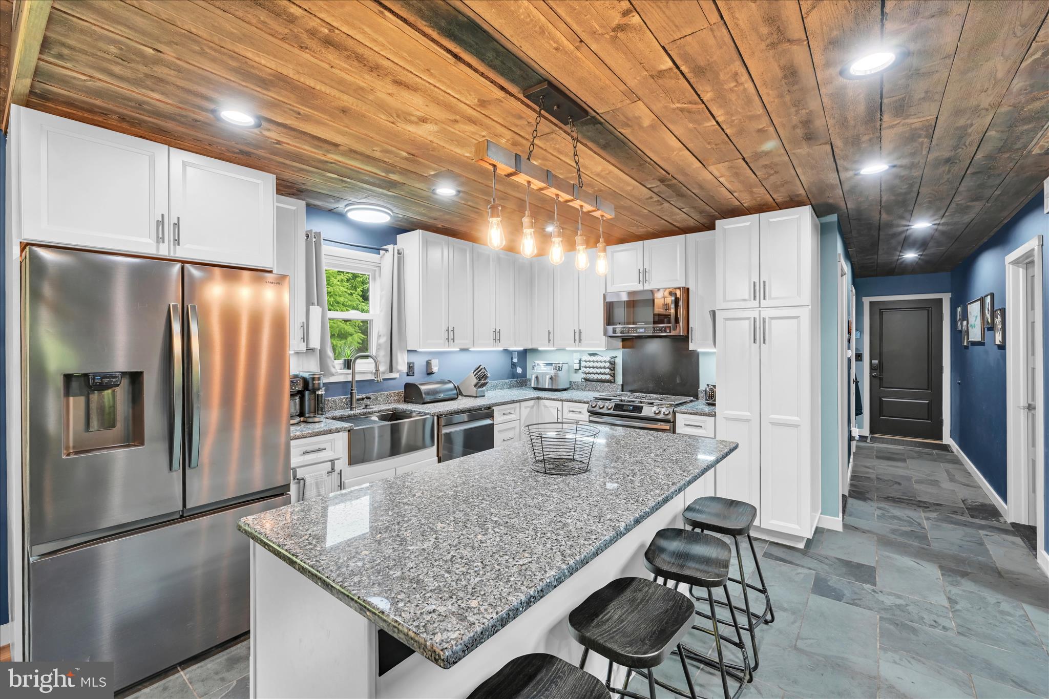 126 Crow Hill Road Barto, PA 19504 - Photo 9 of 60 Kitchen