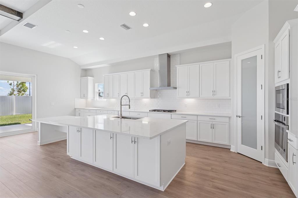 10908 Spring Sapling Circle Palmetto, FL 34221 - Photo 2 of 38