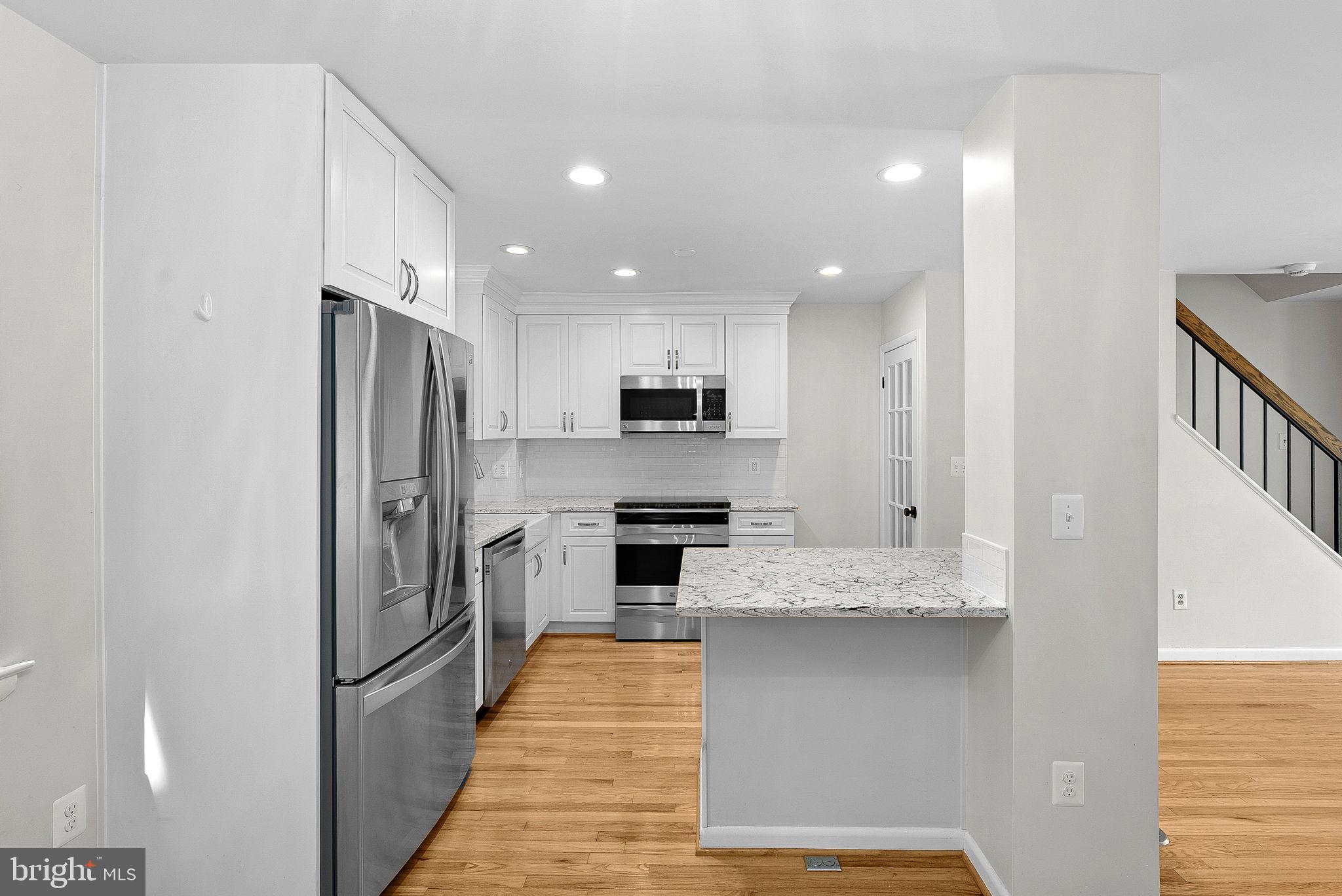 11986 Barrel Cooper Court Reston, VA 20191 - Photo 16 of 45
