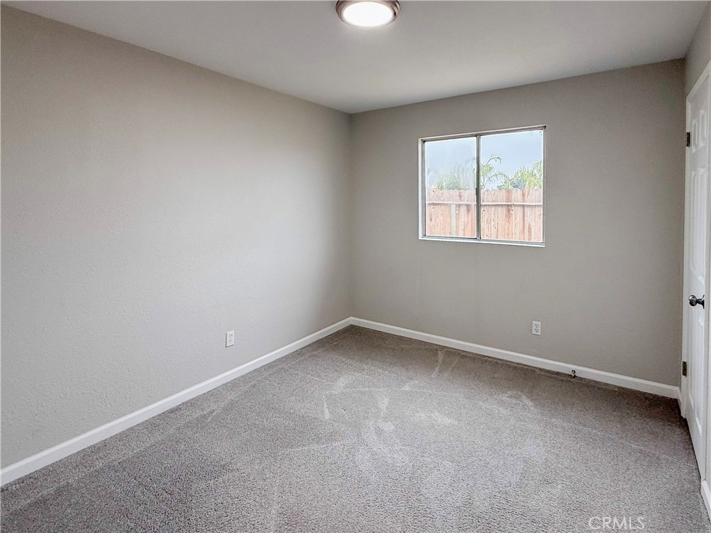 16486 Mahogany Way Delhi, CA 95315 - Photo 12 of 29