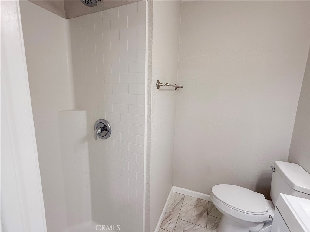 16486 Mahogany Way Delhi, CA 95315 - Photo 20 of 29