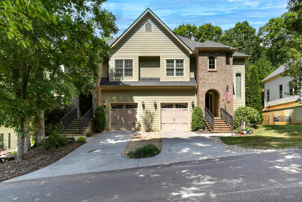 462 Licklog Ridge, Unit 30 Hayesville, NC 28904 - Photo 1 of 35 Main View
