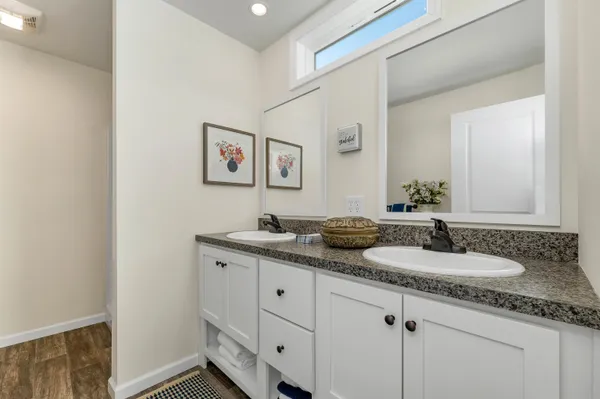 $307,900 | 18 B Wildflower Lane, Unit 2089782, Plymouth, NH 03264