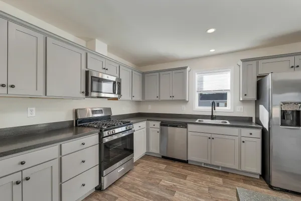 $307,900 | 18 B Wildflower Lane, Unit 2089782, Plymouth, NH 03264