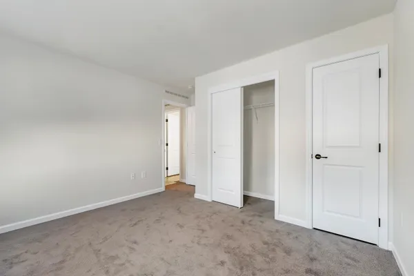 $307,900 | 18 B Wildflower Lane, Unit 2089782, Plymouth, NH 03264