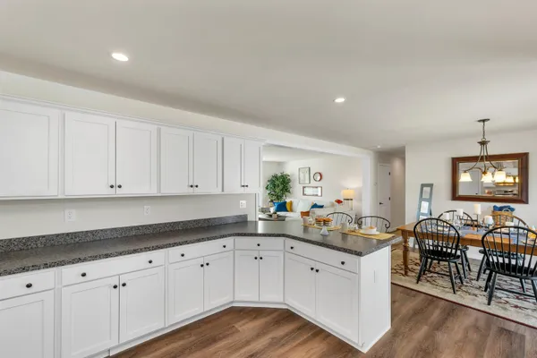 $307,900 | 18 B Wildflower Lane, Unit 2089782, Plymouth, NH 03264