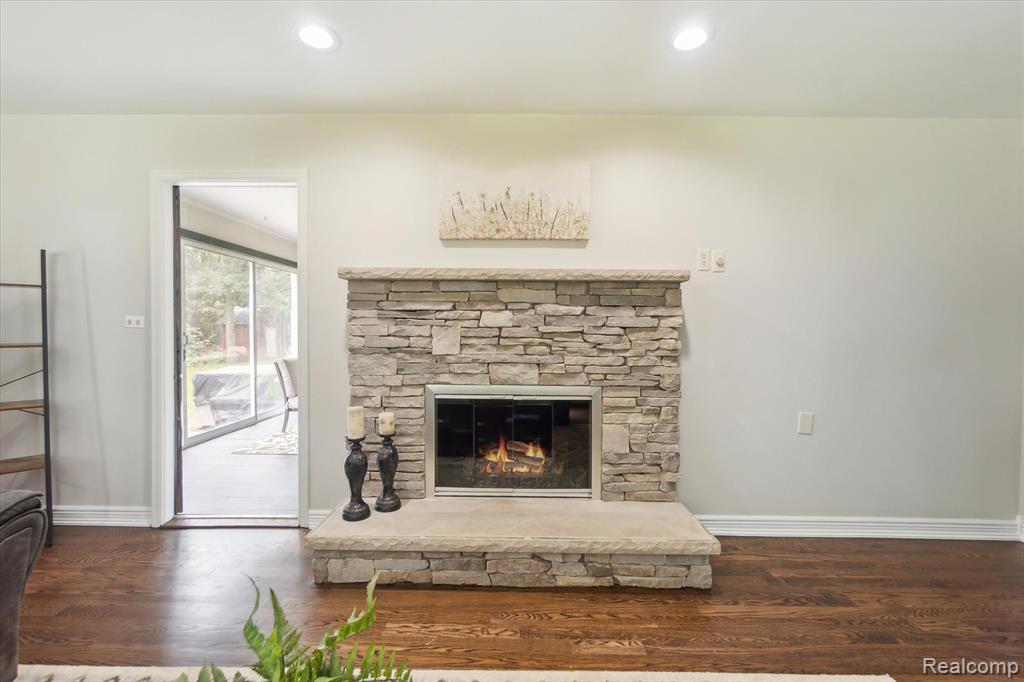 6127 Lobdell Road Linden, MI 48451 - Photo 10 of 70 Gallery Image 10