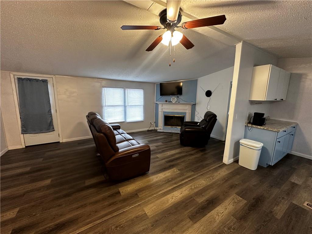 929 Stringer Weeks Road Smiths Station, AL 36877 - Photo 9 of 15 Gallery Image 9