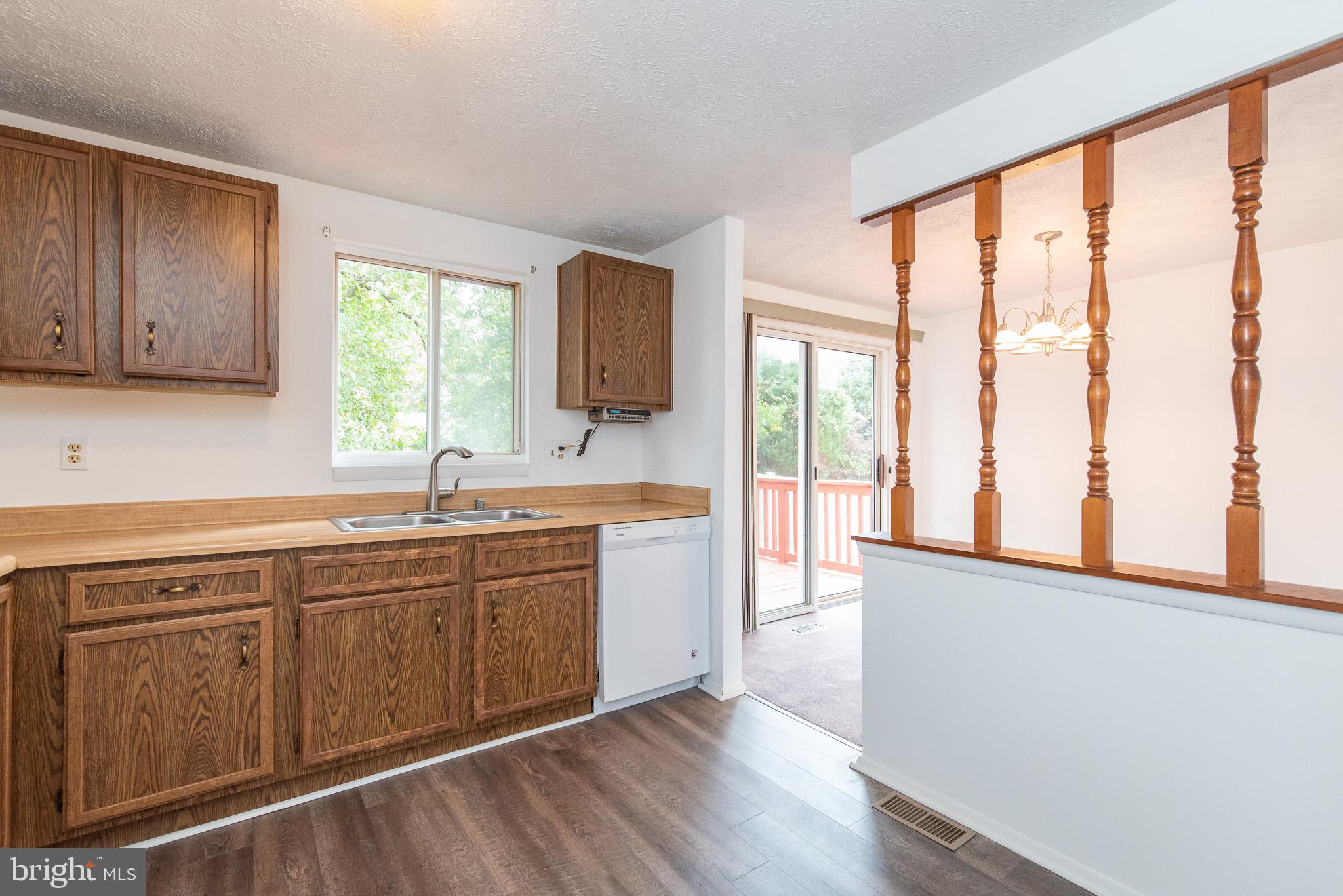 247 Sandhill Road Baltimore, MD 21221 - Photo 13 of 41 kitchen
