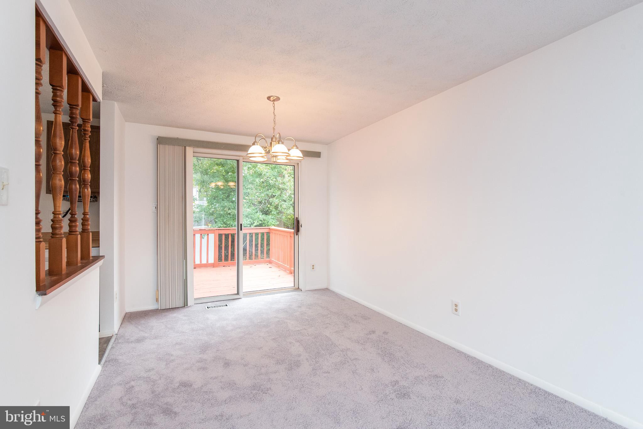 247 Sandhill Road Baltimore, MD 21221 - Photo 10 of 41 dining room