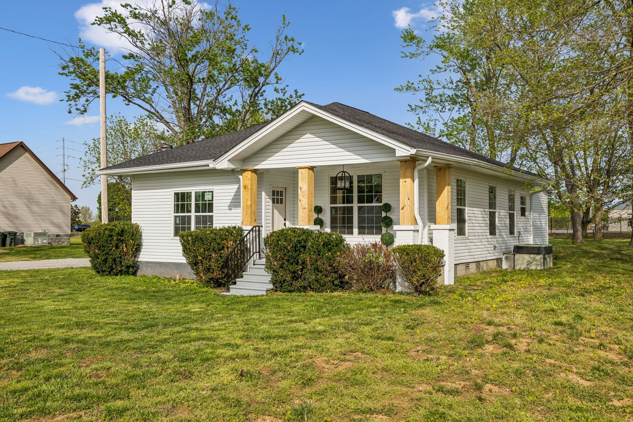 313 Portland Boulevard Portland, TN 37148 - Photo 4 of 47